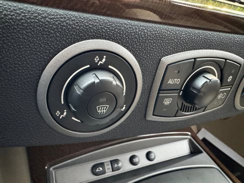 Used 2003 BMW Z4 2.5i image 36