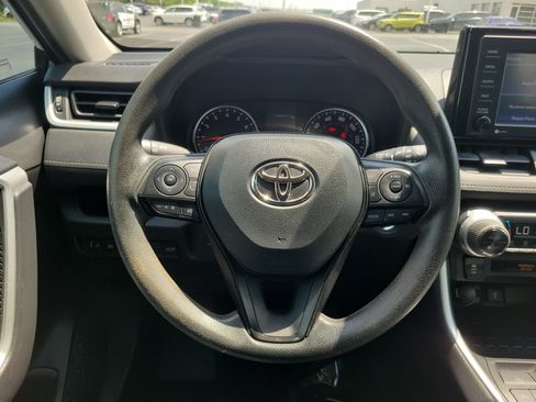 Certified 2022 Toyota RAV4 XLE w/ Convenience Package FWD image 23