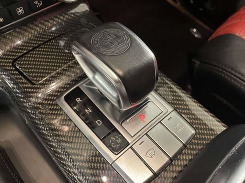 Used 2015 Mercedes-Benz G 63 AMG 4MATIC image 34