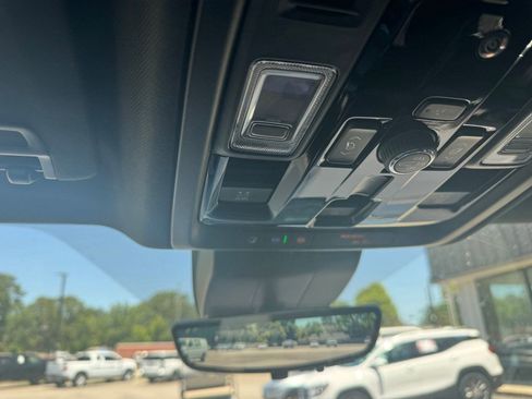 Certified 2026 GMC Yukon AT4 Ultimate w/ LPO, Floor Liner Package AWD/4WD image 27