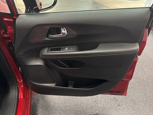 New 2026 Chrysler Voyager LX image 34