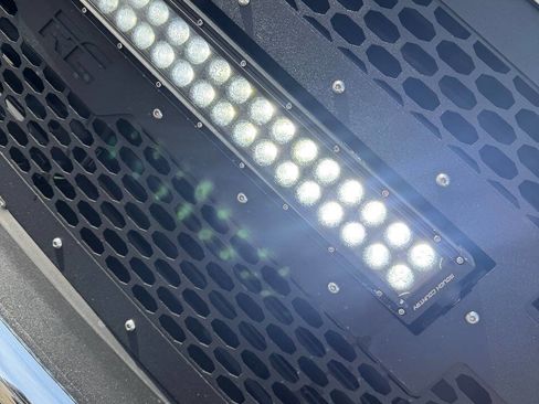 Used 2017 Ford F150 Lariat image 8