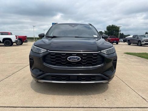 Used 2024 Ford Escape ST-Line w/ Tech Pack #1 AWD/4WD image 3