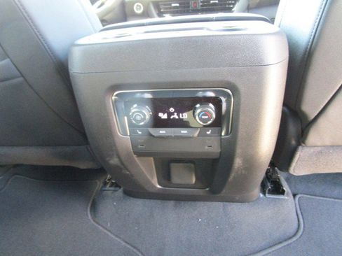 New 2025 Chevrolet Suburban Premier w/ Sun And Tow Package image 25