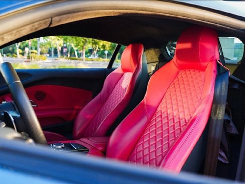 Used 2018 Audi R8 V10 plus AWD/4WD image 8