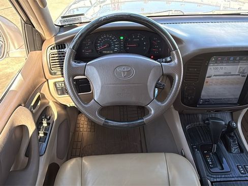 Used 1999 Toyota Land Cruiser image 20