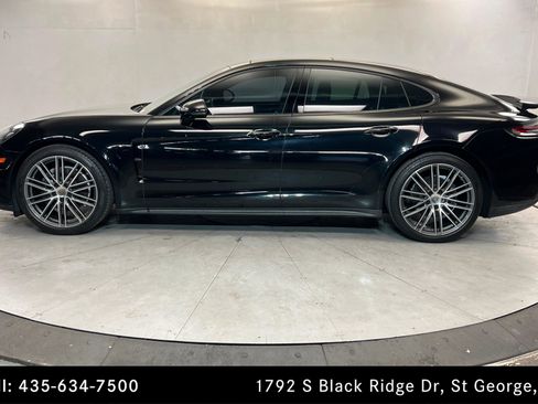 Used 2017 Porsche Panamera 4 AWD/4WD image 2