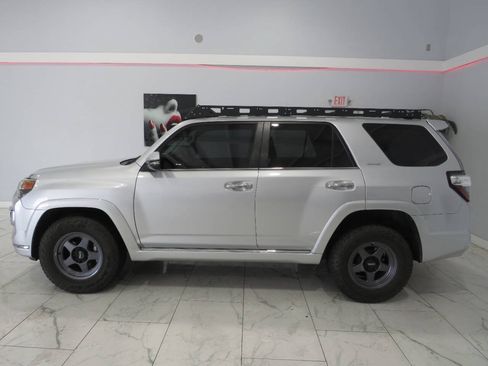 Used 2014 Toyota 4Runner Limited AWD/4WD image 6