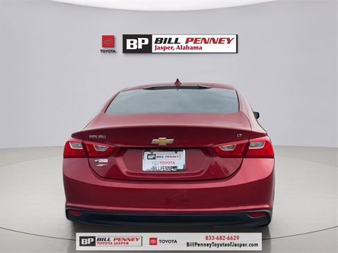 Used 2016 Chevrolet Malibu LT image 4