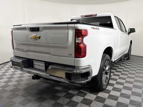 Used 2023 Chevrolet Silverado 1500 LT w/ Protection Package AWD/4WD image 6