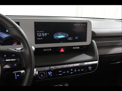 Certified 2024 Hyundai Ioniq 5 SEL RWD image 9