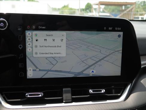 Used 2026 Chevrolet Equinox LT FWD image 12