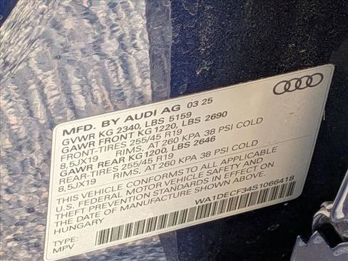 Used 2025 Audi Q3 2.0T Premium w/ Convenience Package image 16