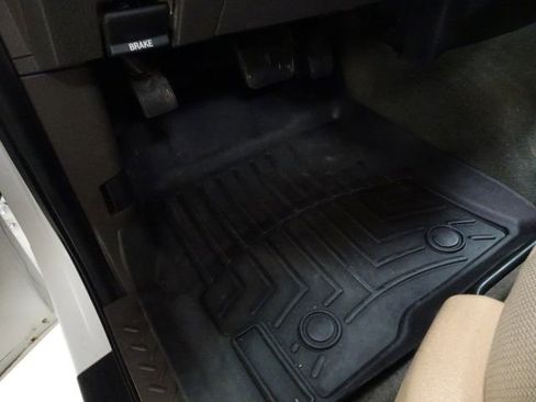 Used 2012 Ford F150 XLT image 23