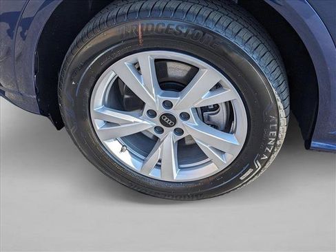 Used 2025 Audi Q5 Premium image 19