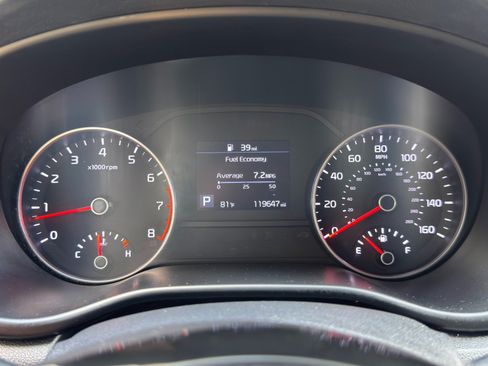 Used 2020 Kia Sportage LX FWD image 17