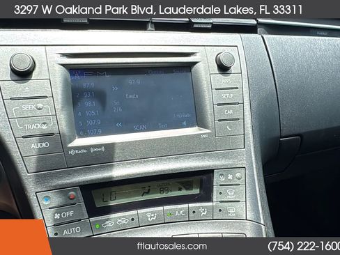 Used 2015 Toyota Prius Three FWD image 57