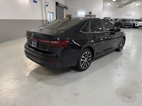 Certified 2026 Volkswagen Jetta SE FWD image 9