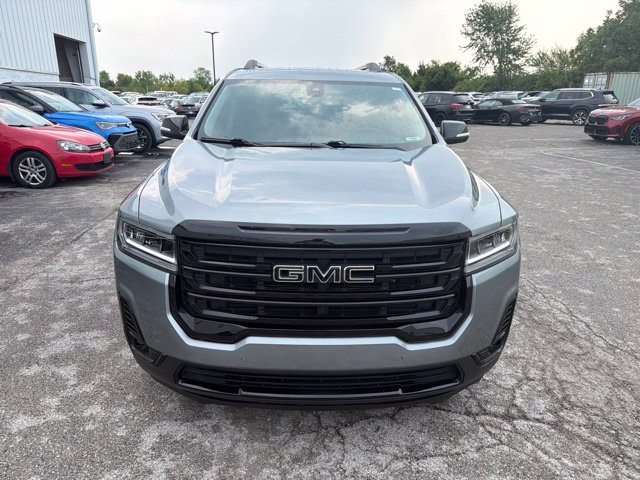 Used 2023 GMC Acadia SLT w/ Elevation Edition AWD/4WD image 2