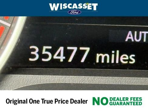 Used 2024 Nissan Pathfinder SV image 17