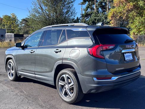 Used 2020 GMC Terrain SLT image 6