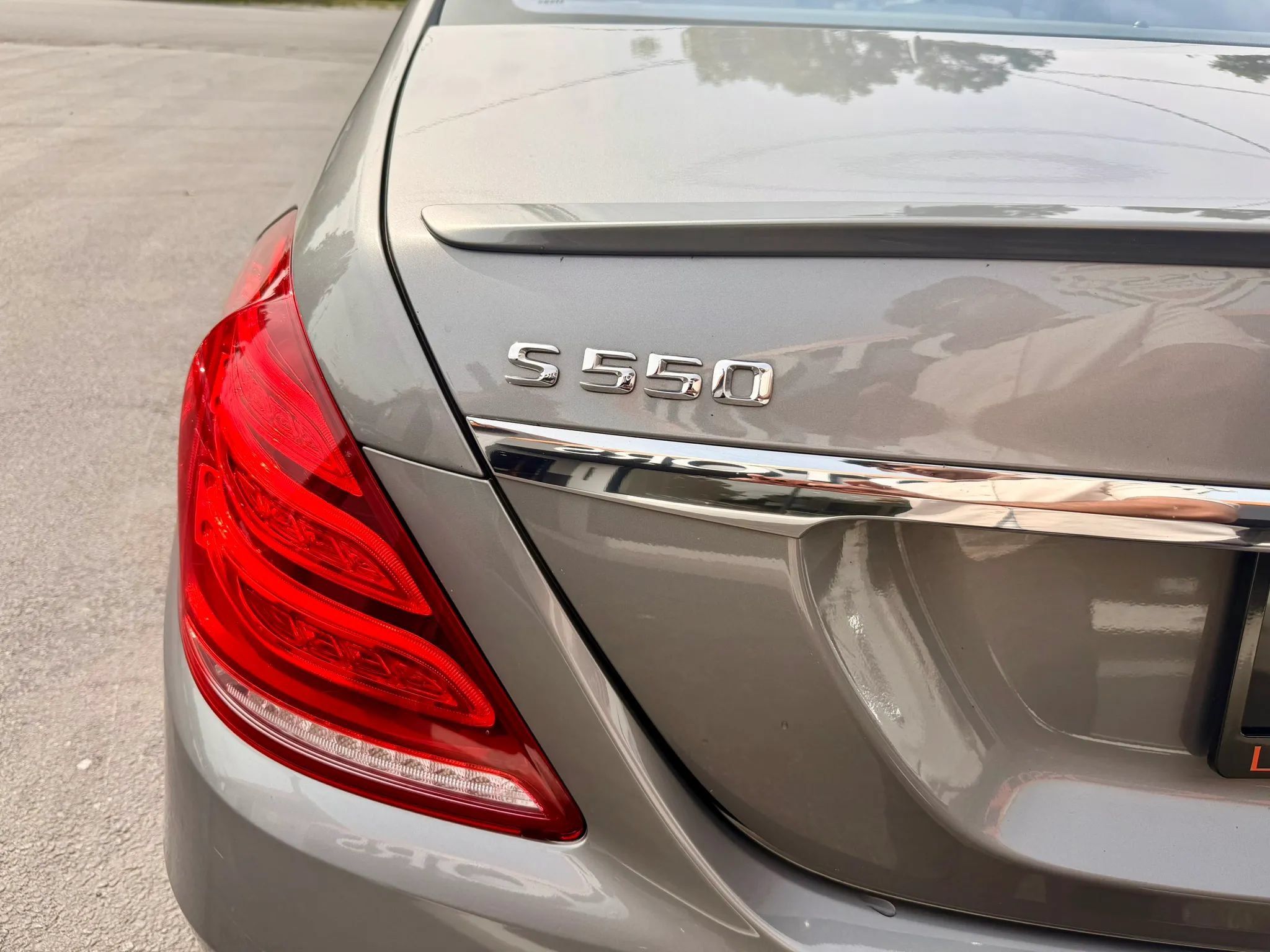 Used 2015 Mercedes-Benz S 550 4MATIC Sedan image 38
