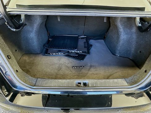 Used 2023 Nissan Versa SV w/ Trunk Package image 24