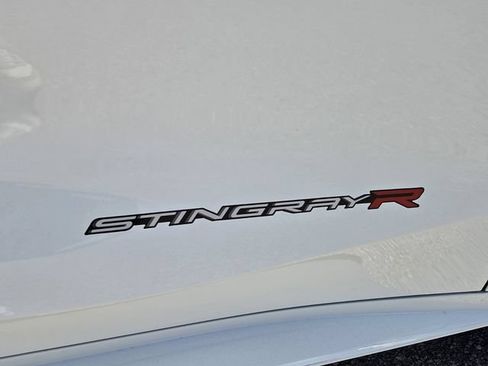 Used 2024 Chevrolet Corvette Stingray Premium Cpe w/ Z51 Performance Package RWD image 10