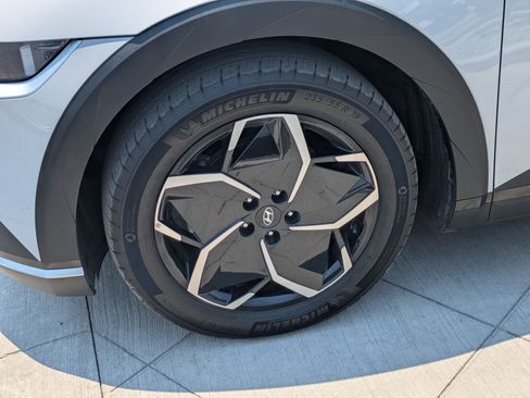 Certified 2023 Hyundai Ioniq 5 SEL AWD/4WD image 13