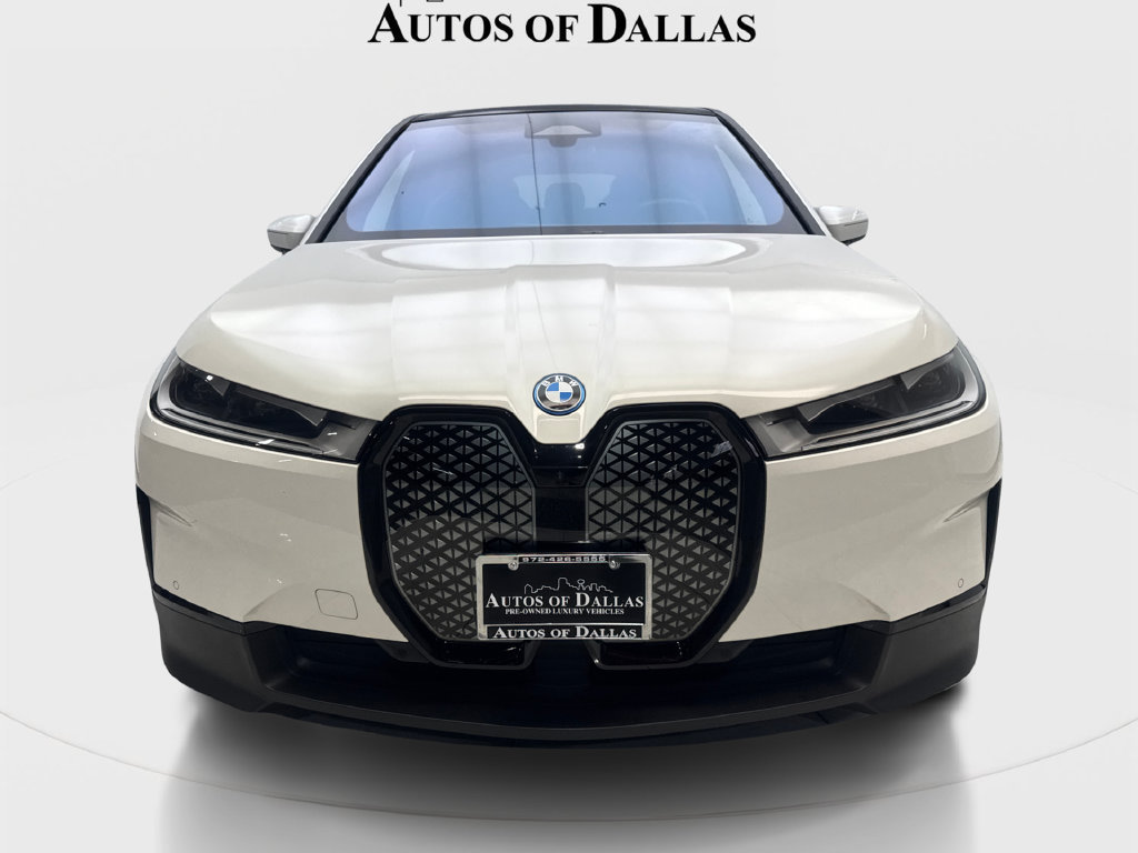 Used 2024 BMW iX xDrive50 w/ Convenience Package AWD/4WD image 4