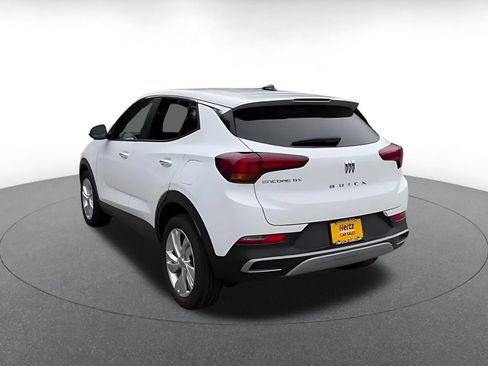 Used 2025 Buick Encore GX Preferred FWD image 11
