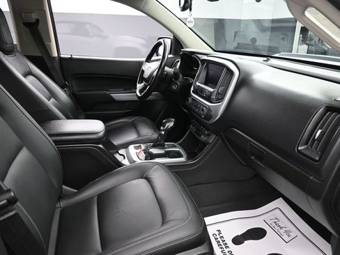 Used 2022 Chevrolet Colorado ZR2 AWD/4WD image 32