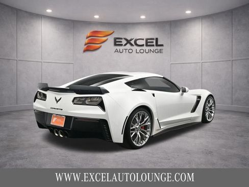 Used 2016 Chevrolet Corvette Z06 w/ 2LZ Preferred Equipment Group RWD image 9