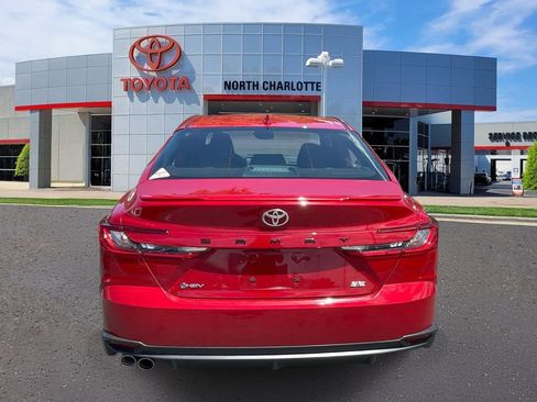 Used 2025 Toyota Camry SE FWD image 6