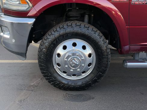 Used 2018 RAM 3500 Laramie image 35