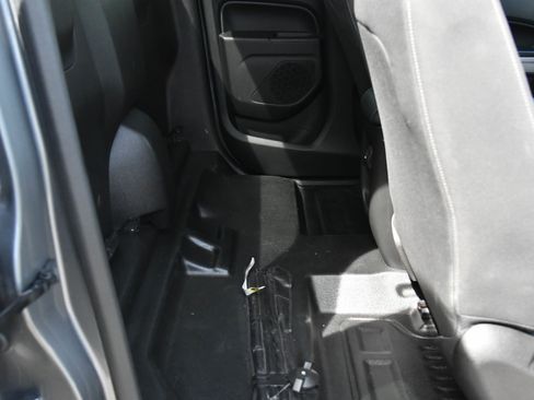 Used 2021 Chevrolet Colorado LT w/ Fleet Safety Package image 38