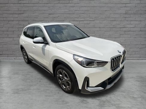 Used 2023 BMW X1 xDrive28i w/ Convenience Package AWD/4WD image 12