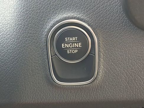 Used 2024 Mercedes-Benz Sprinter 2500 image 15