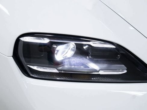 Certified 2025 Porsche Taycan 4S image 32