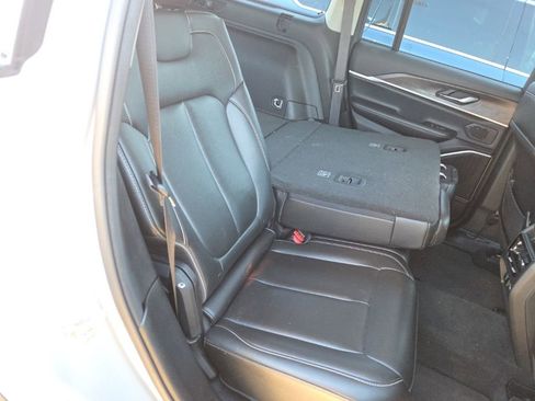 Used 2024 Jeep Grand Cherokee Limited 4xe image 12