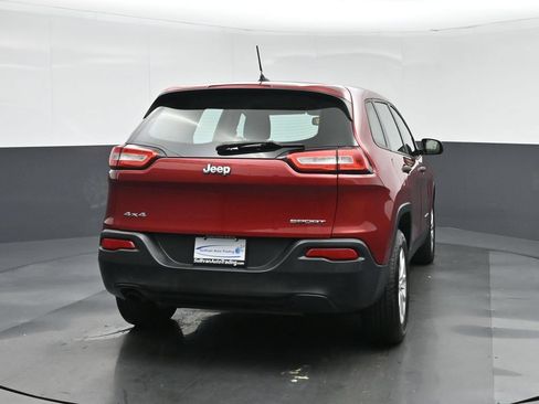 Used 2014 Jeep Cherokee Sport w/ Cold Weather Group AWD/4WD image 6