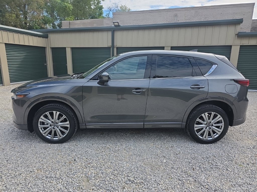 Used 2022 MAZDA CX-5 Signature AWD/4WD image 3