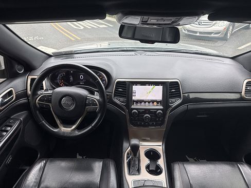 Used 2016 Jeep Grand Cherokee Limited 75th Anniversary AWD/4WD image 39