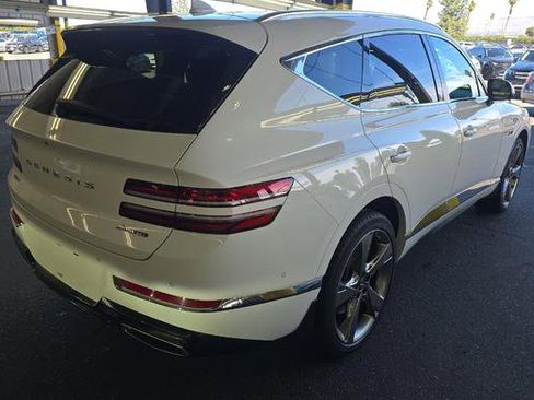 Used 2021 Genesis GV80 3.5T w/ Prestige Package 07 AWD/4WD image 3