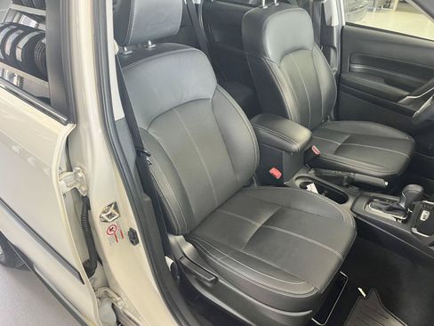 Used 2018 Subaru Forester 2.5i Touring AWD/4WD image 22