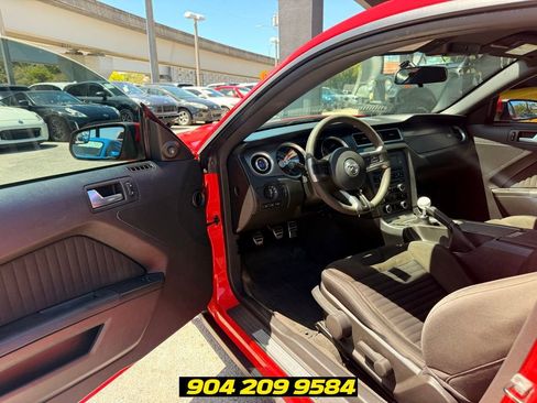 Used 2012 Ford Mustang Boss 302 w/ Boss 302 Accessory Pkg RWD image 23