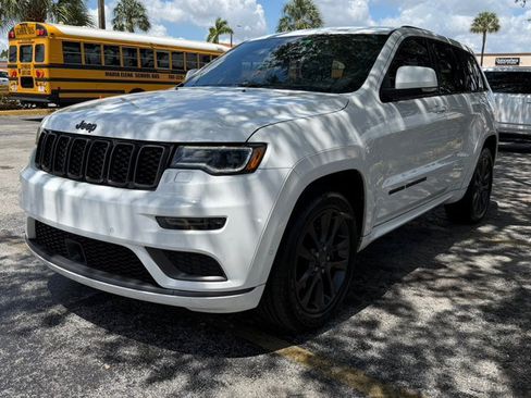 Used 2018 Jeep Grand Cherokee High Altitude RWD image 3