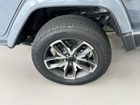 Used 2024 Jeep Wrangler Unlimited AWD/4WD image 11
