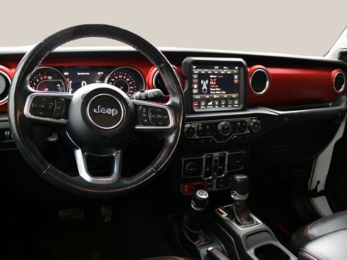 Used 2021 Jeep Wrangler Unlimited Rubicon AWD/4WD image 15