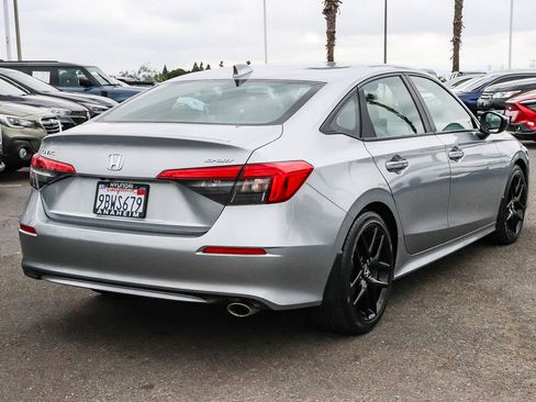 Used 2022 Honda Civic Sport image 7